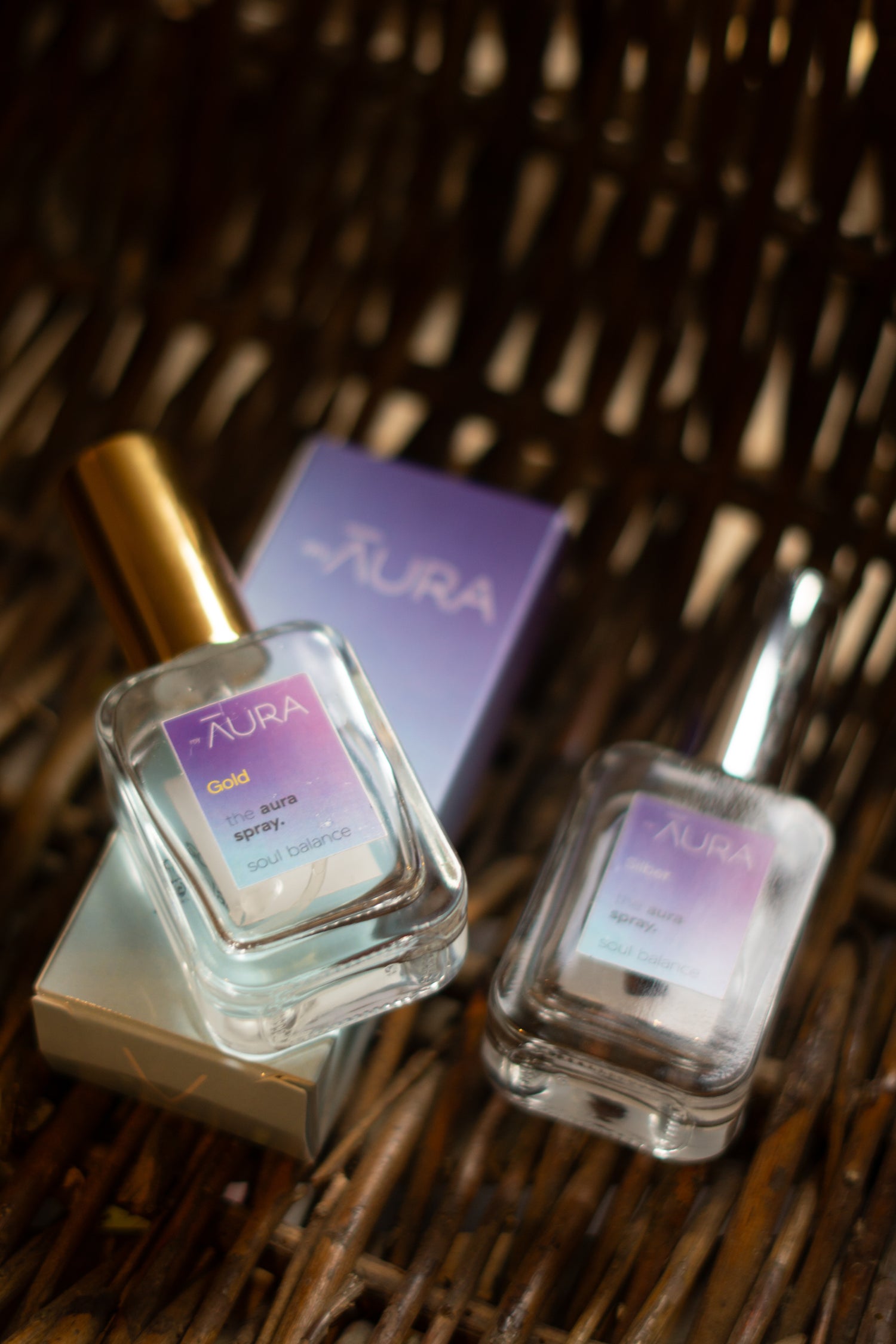Aura Spray mit Edelstein und ätherischen Ölen – zur Klärung der Aura und zur Transformation negativer Energien.