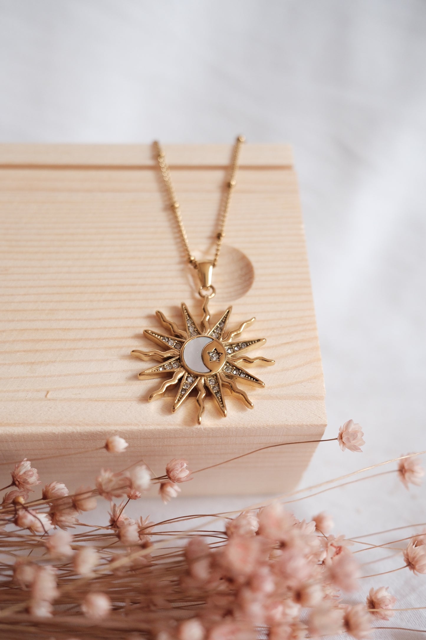 Soulbox – Hochwertige, Personalisierte Spirituelle Überraschungsbox | Geschenkbox mit 5 Ritual-Artikeln