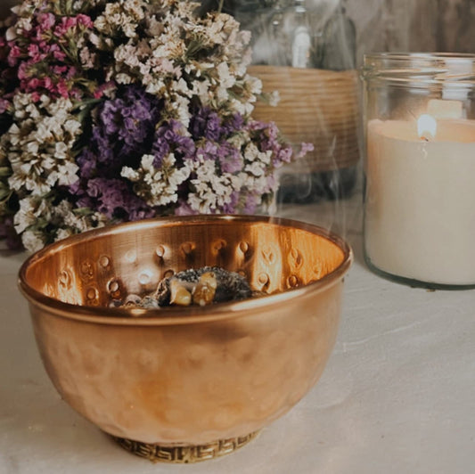 Handgehämmerte Räucherschale aus Kupfer – stilvolles Ritual-Accessoire für energetische Reinigung, Transformation und Meditation